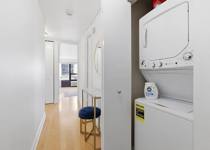 2bd River North Million Dollar Views! Parking Incl Apartamento Chicago
